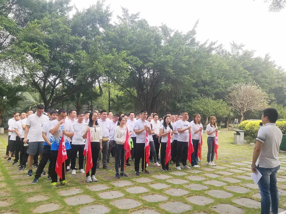 事在人為做先鋒！圣德保，又攀高峰了